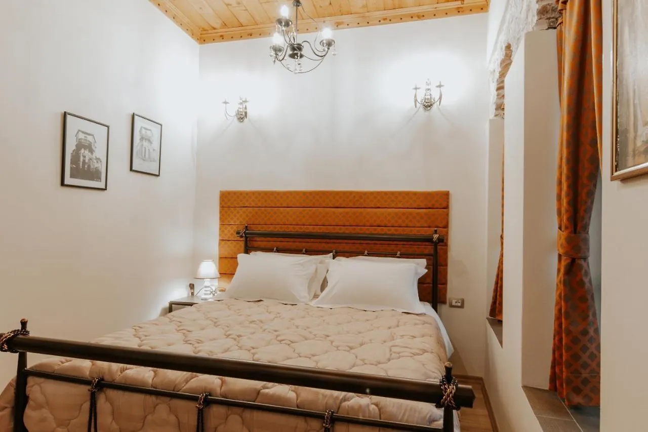 Hotel SS KEKEZI Gjirokastër 0*,  Albanië