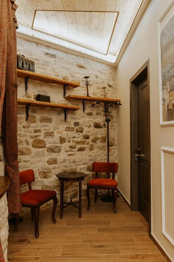 Hotel SS KEKEZI Gjirokastër