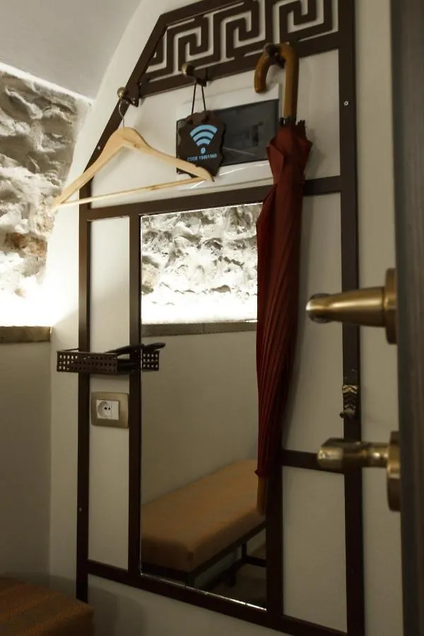 Hotel SS KEKEZI Gjirokastër